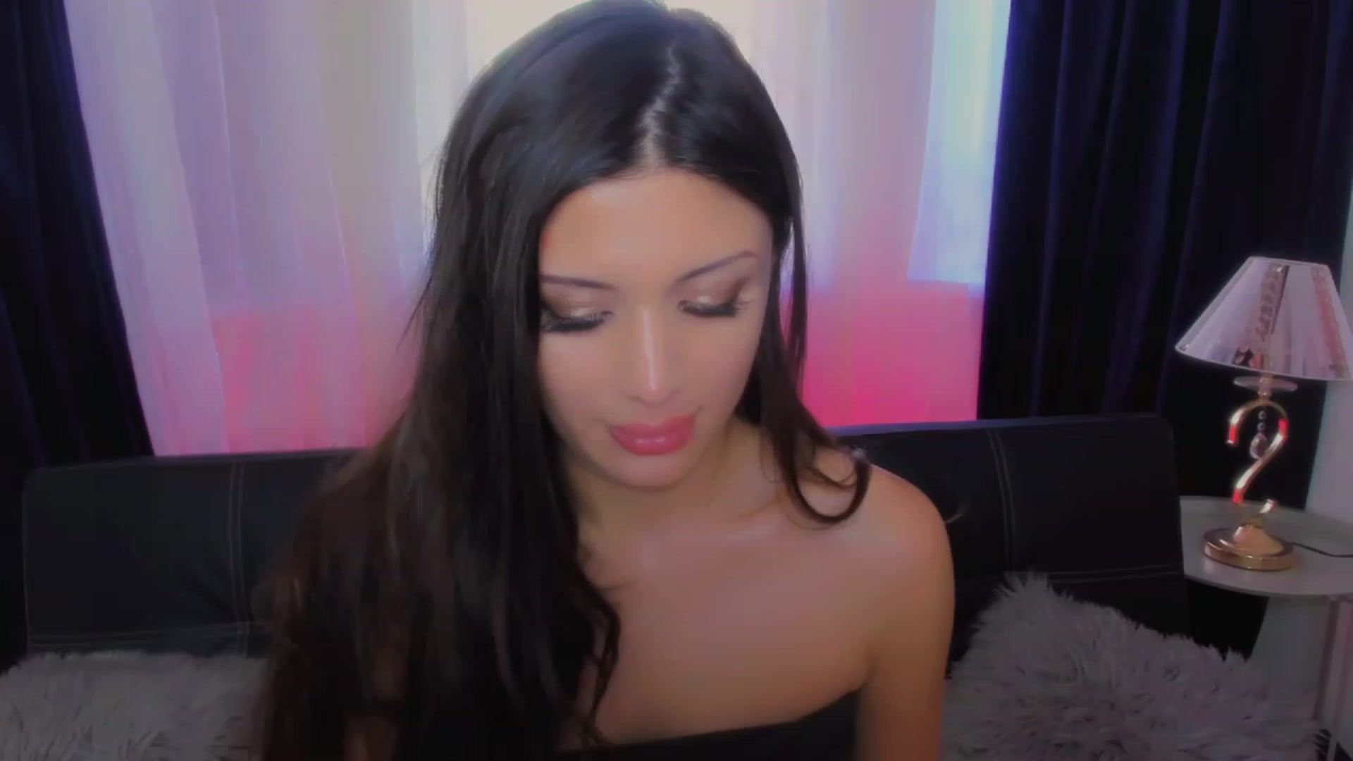 Gallery image thumbnail from Angel_on_Duty's myfreecams stream on, 07/21/2023, 05:08 image 14 of 20