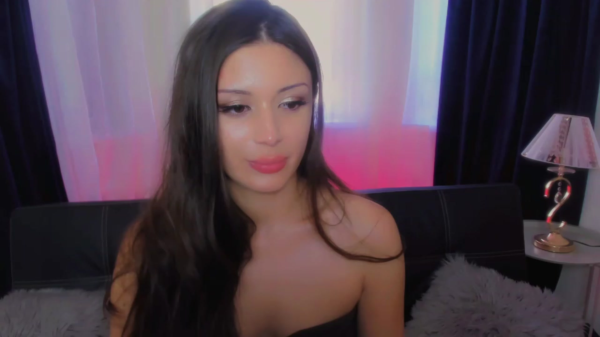 Gallery image thumbnail from Angel_on_Duty's myfreecams stream on, 07/21/2023, 05:08 image 18 of 20
