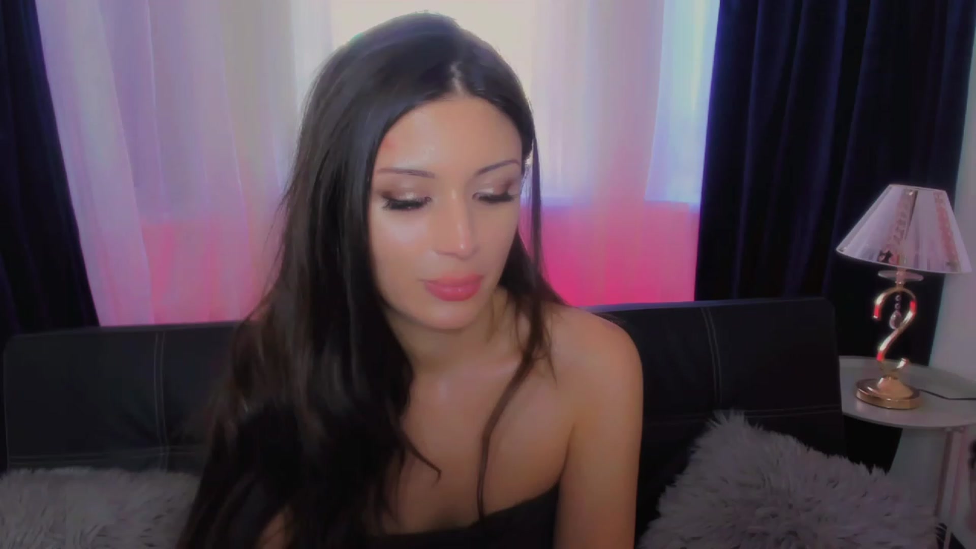 Gallery image thumbnail from Angel_on_Duty's myfreecams stream on, 07/21/2023, 05:08 image 6 of 20