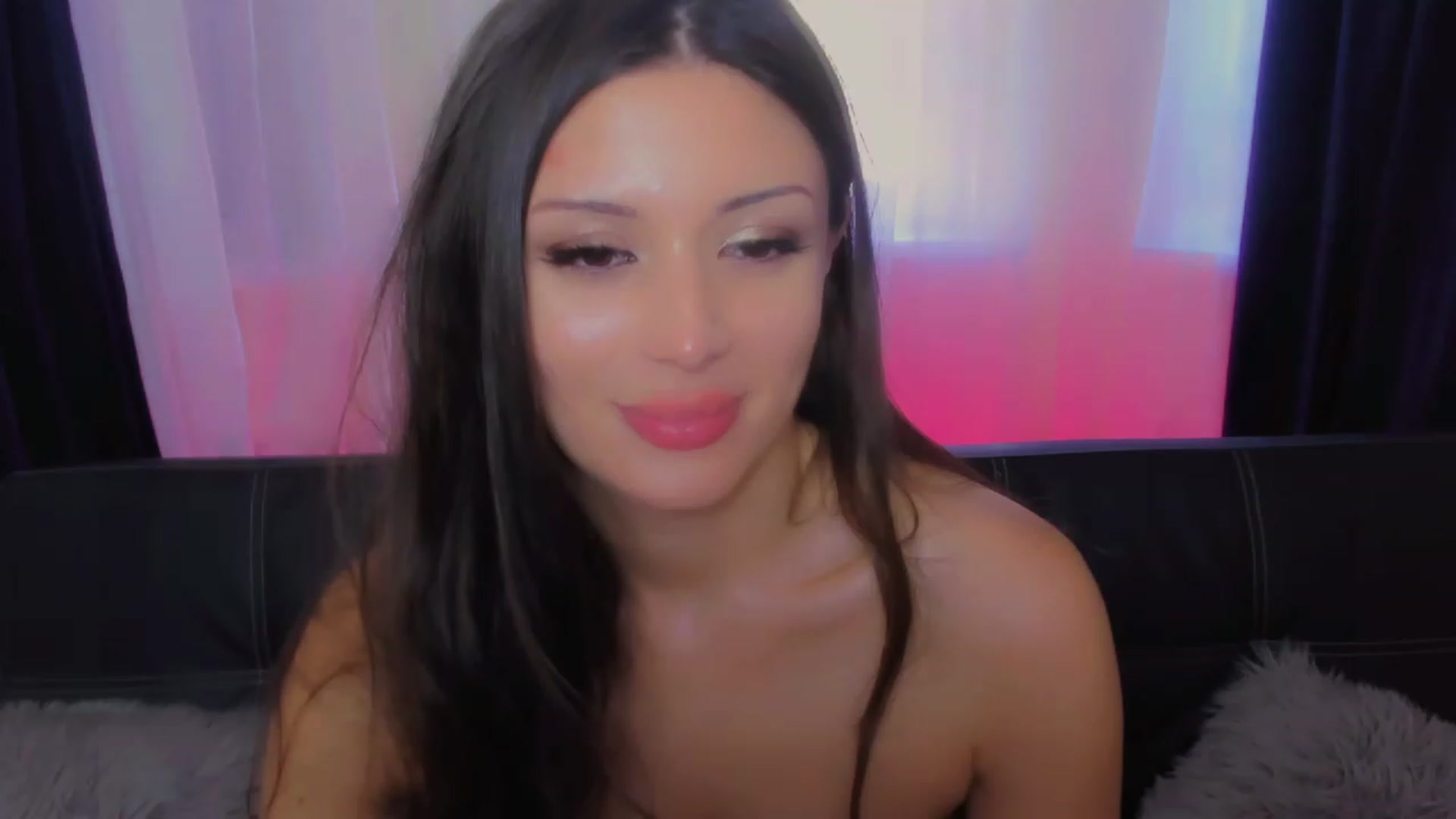 Gallery image thumbnail from Angel_on_Duty's myfreecams stream on, 07/21/2023, 05:08 image 4 of 20