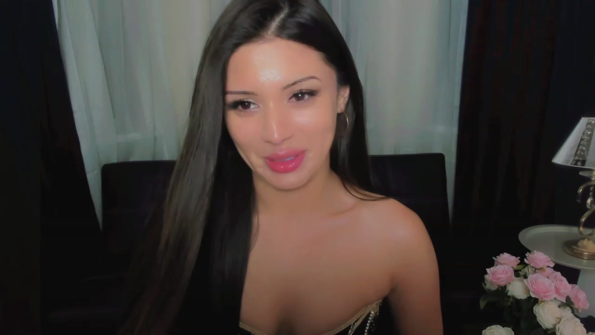 Gallery image thumbnail from Angel_on_Duty's myfreecams stream on, 07/23/2023, 01:55 image 17 of 20