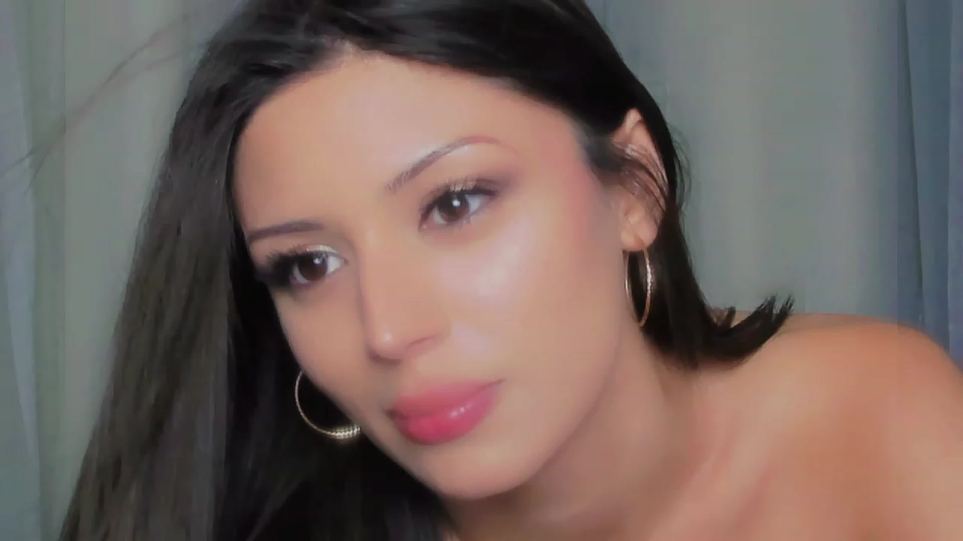 Gallery image thumbnail from Angel_on_Duty's myfreecams stream on, 07/24/2023, 24:02 image 18 of 20