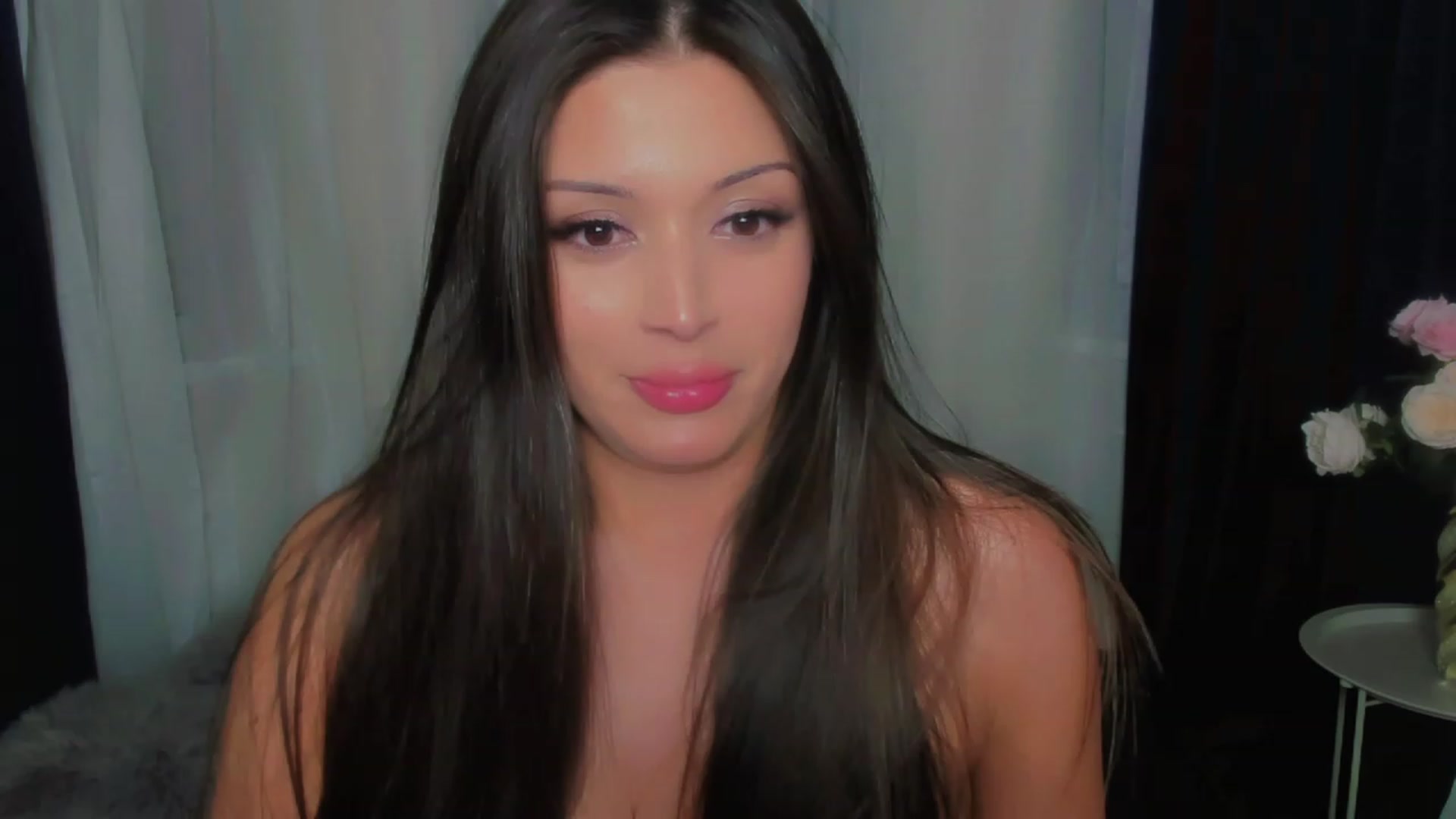Gallery image thumbnail from Angel_on_Duty's myfreecams stream on, 07/29/2023, 01:02 image 9 of 20