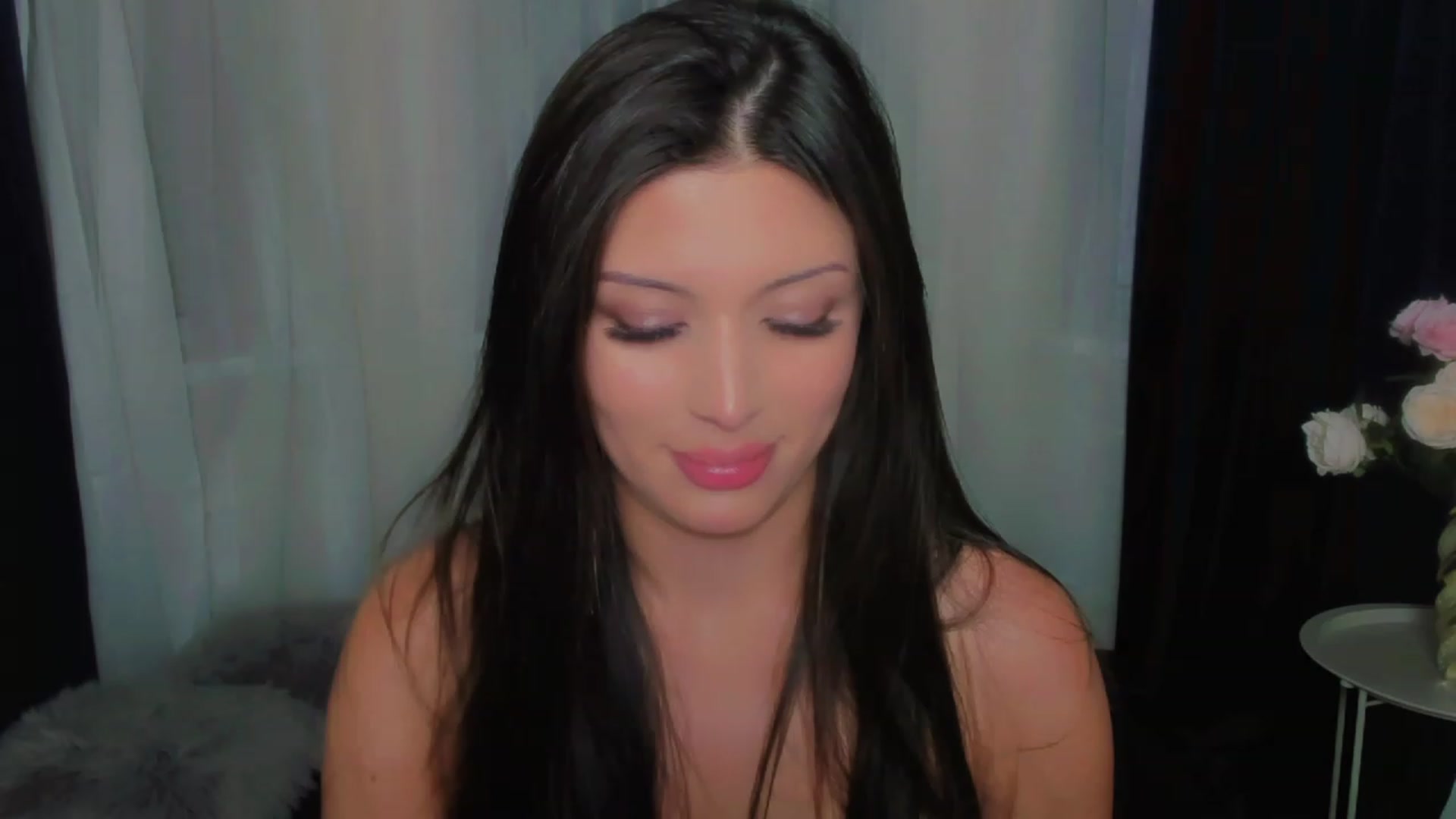 Gallery image thumbnail from Angel_on_Duty's myfreecams stream on, 07/29/2023, 01:02 image 2 of 20
