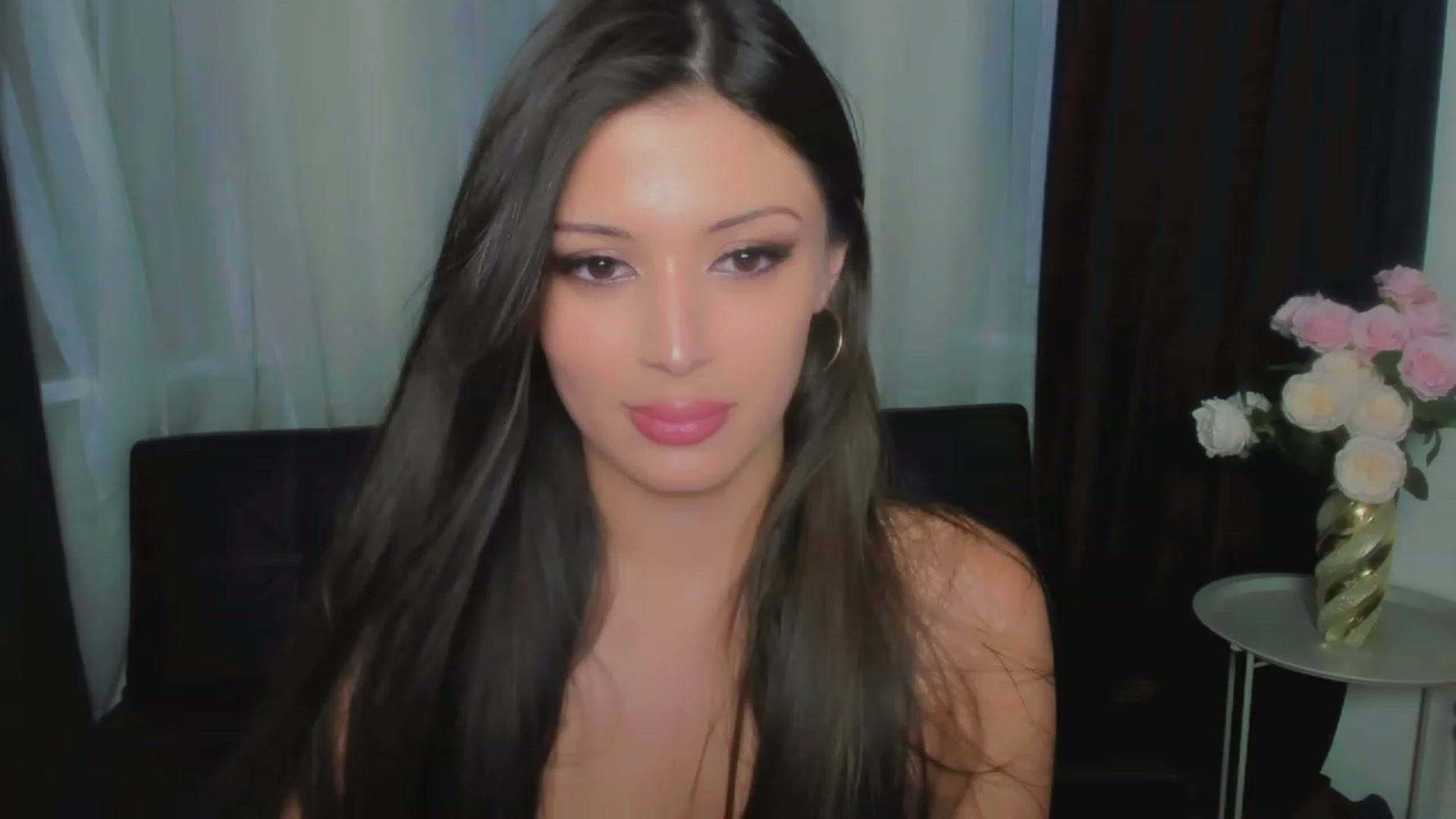 Gallery image thumbnail from Angel_on_Duty's myfreecams stream on, 07/30/2023, 01:21 image 7 of 20