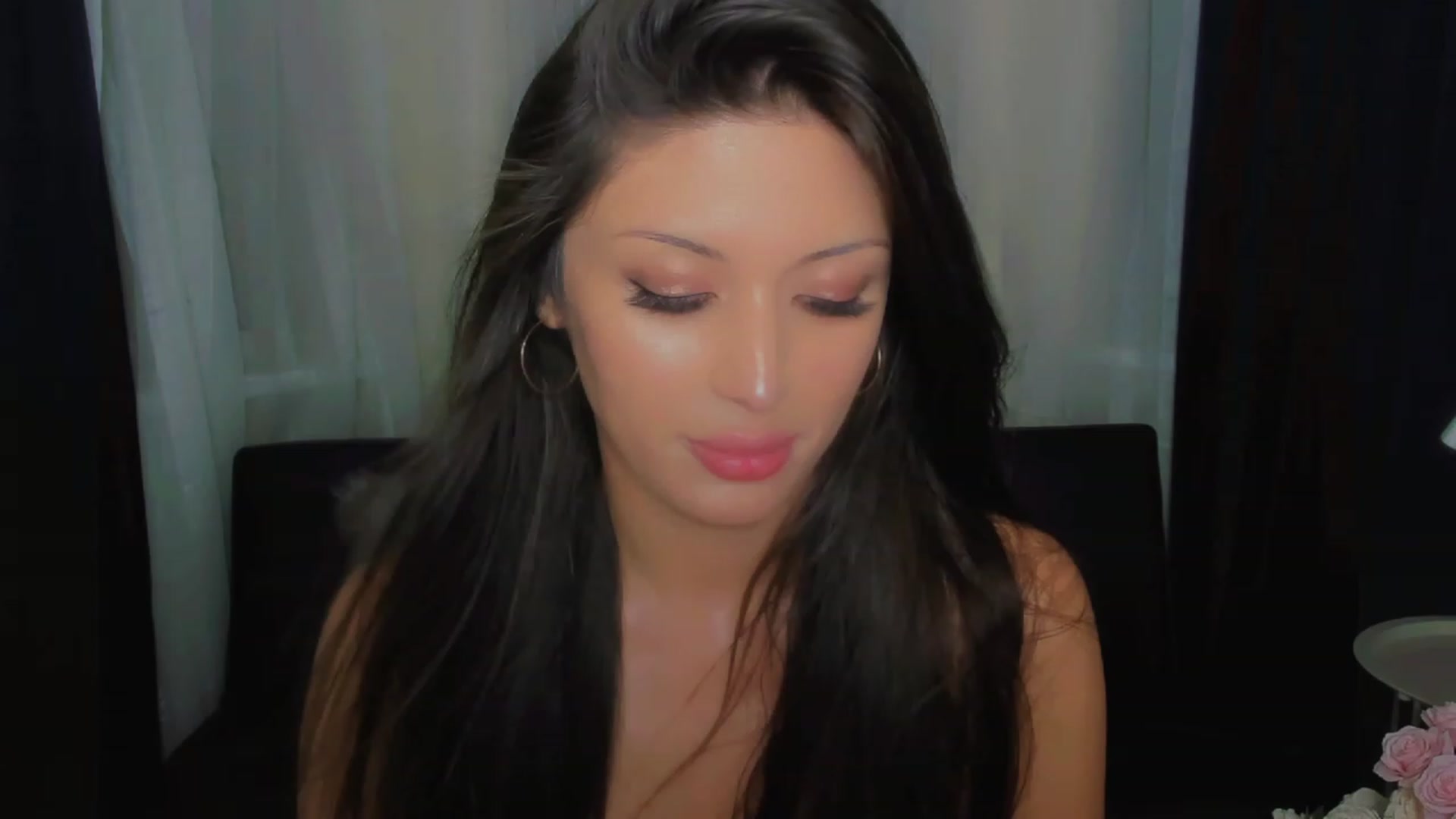 Gallery image thumbnail from Angel_on_Duty's myfreecams stream on, 08/04/2023, 21:48 image 10 of 20