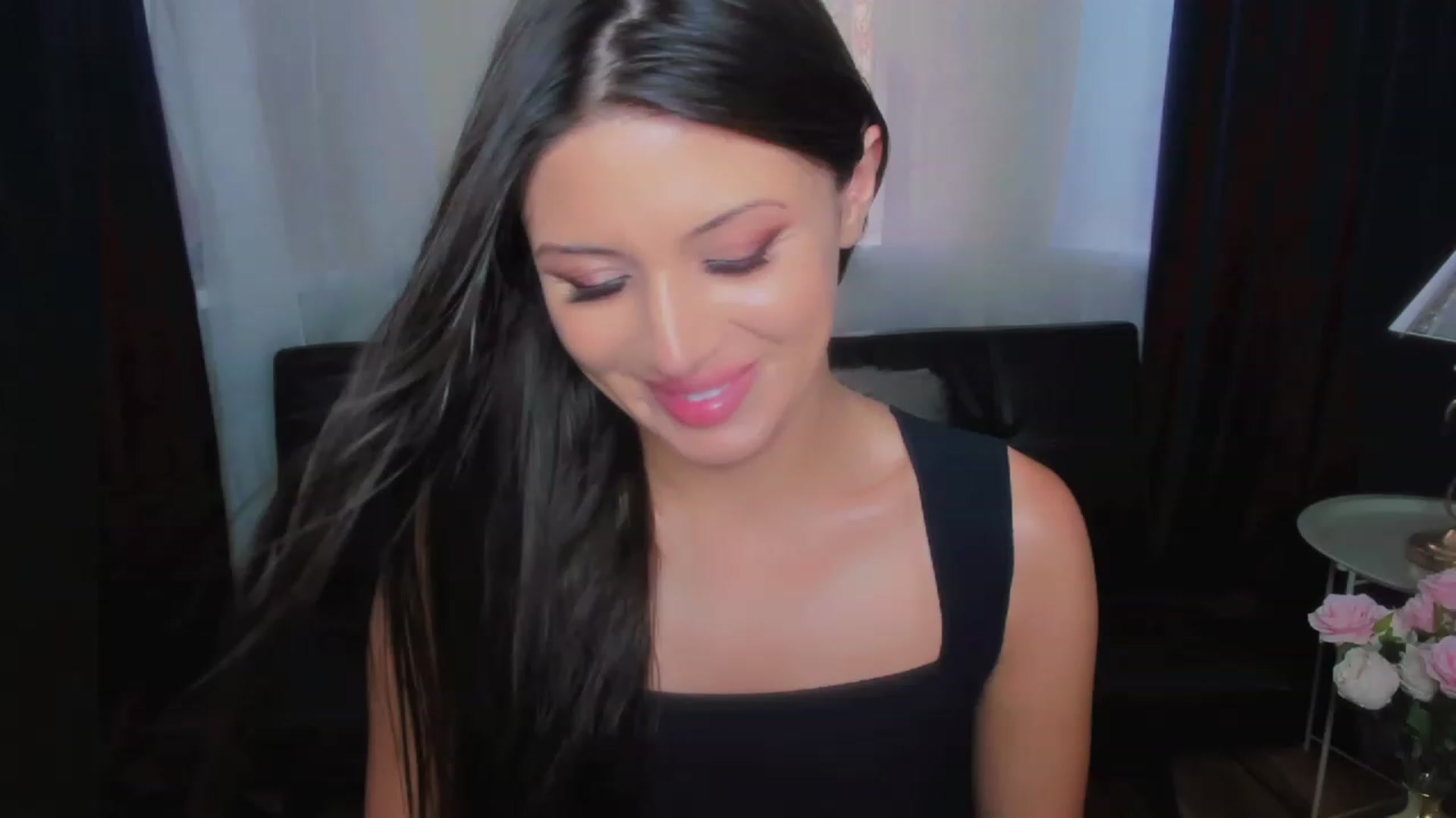 Gallery image thumbnail from Angel_on_Duty's myfreecams stream on, 08/07/2023, 03:44 image 10 of 20