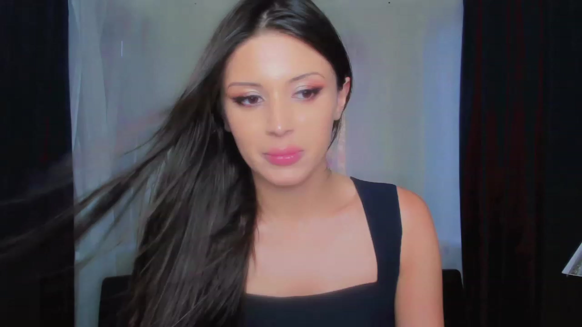 Gallery image thumbnail from Angel_on_Duty's myfreecams stream on, 08/07/2023, 03:44 image 2 of 20