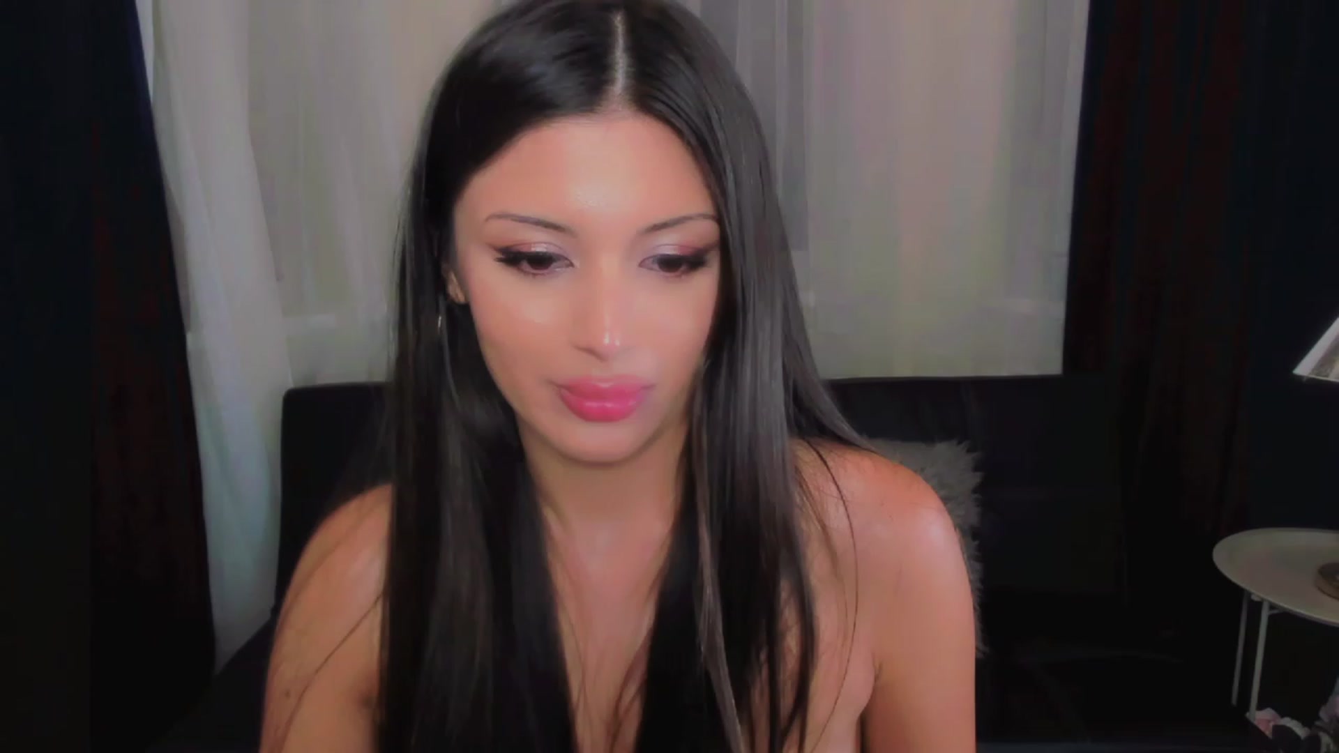 Gallery image thumbnail from Angel_on_Duty's myfreecams stream on, 08/09/2023, 01:11 image 4 of 20