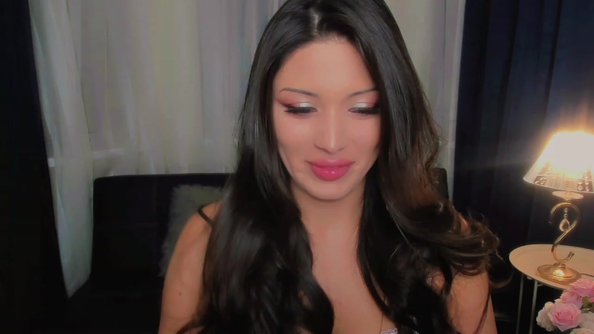 Gallery image thumbnail from Angel_on_Duty's myfreecams stream on, 08/11/2023, 20:33 image 5 of 20