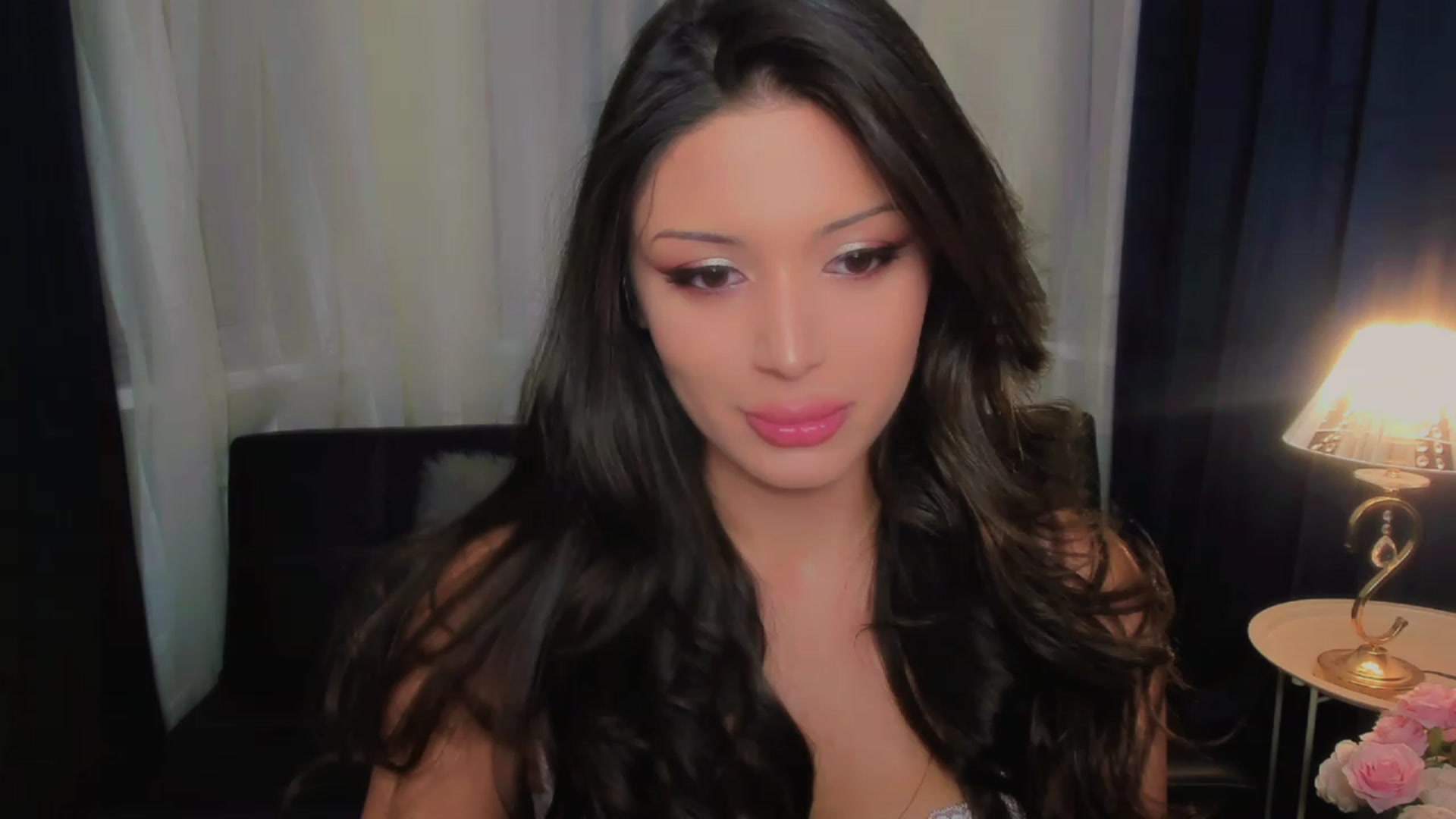 Gallery image thumbnail from Angel_on_Duty's myfreecams stream on, 08/11/2023, 20:33 image 4 of 20