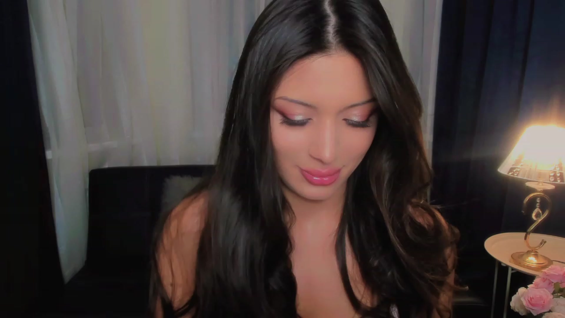 Gallery image thumbnail from Angel_on_Duty's myfreecams stream on, 08/11/2023, 20:33 image 8 of 20