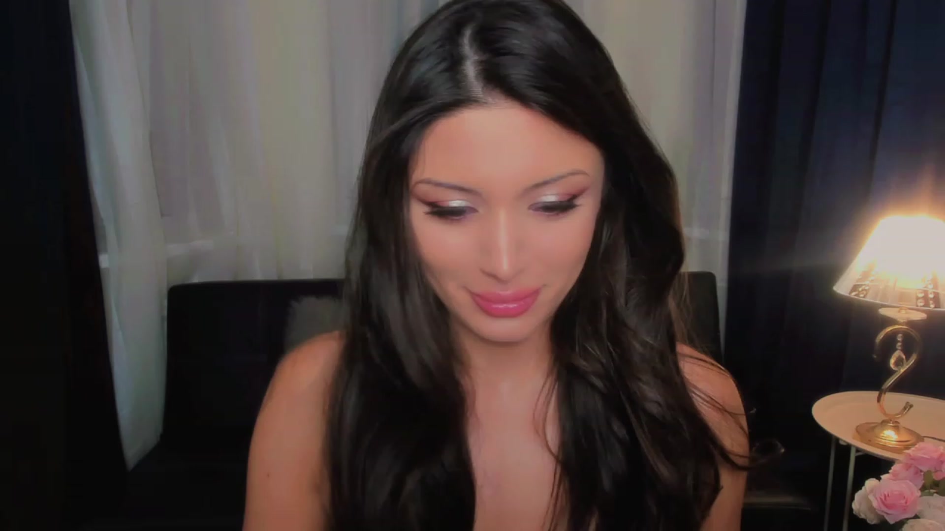 Gallery image thumbnail from Angel_on_Duty's myfreecams stream on, 08/11/2023, 22:19 image 9 of 20