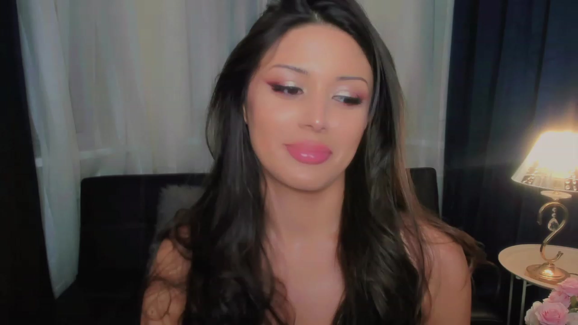 Gallery image thumbnail from Angel_on_Duty's myfreecams stream on, 08/12/2023, 02:06 image 18 of 20