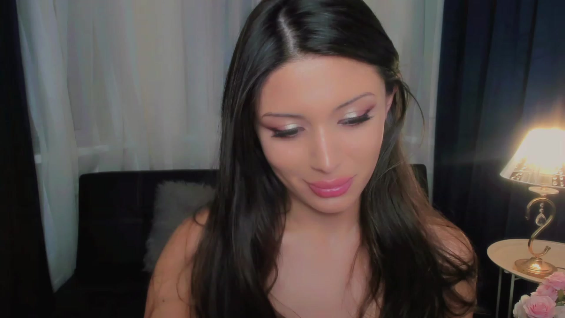 Gallery image thumbnail from Angel_on_Duty's myfreecams stream on, 08/12/2023, 02:06 image 7 of 20