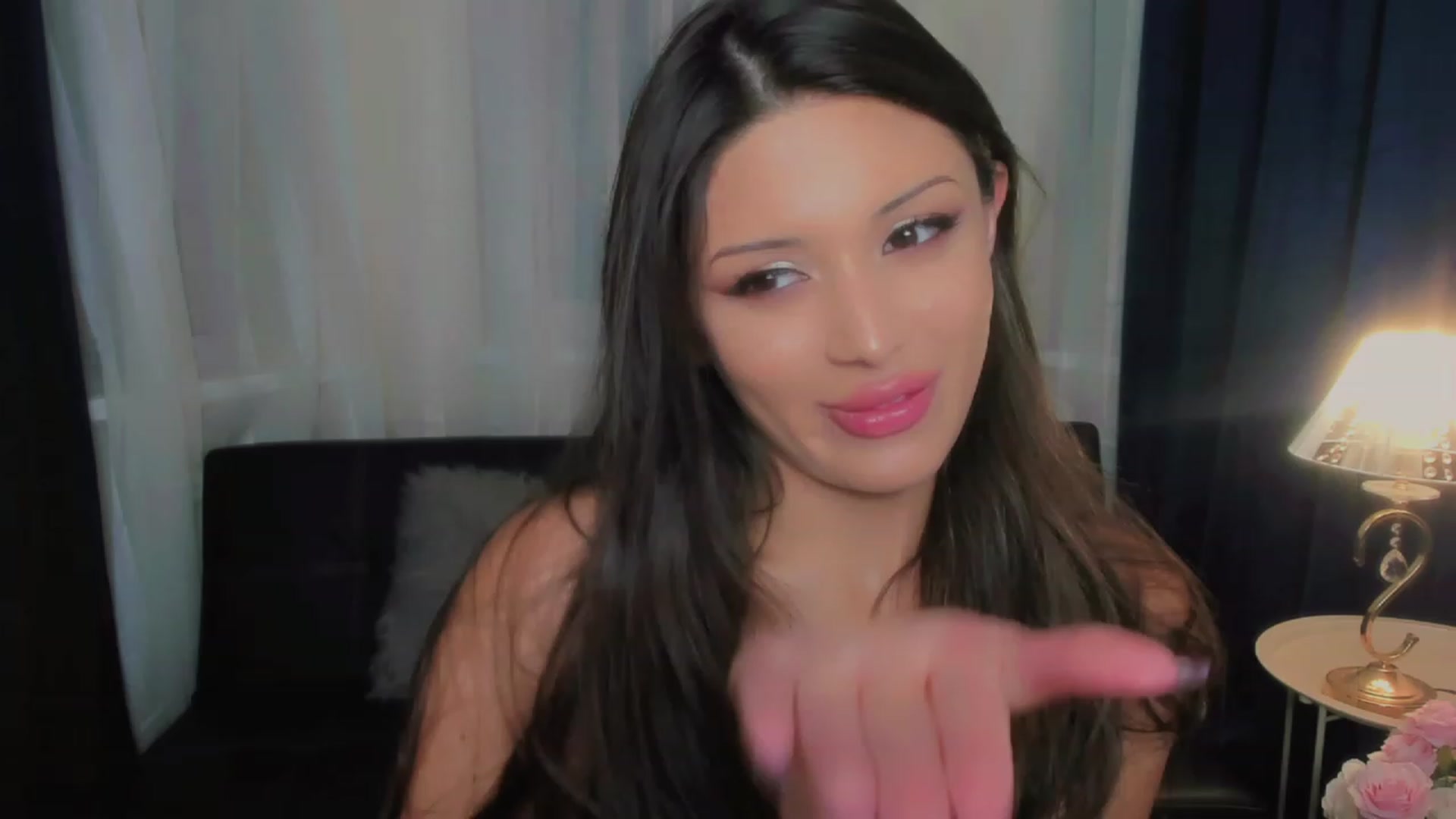 Gallery image thumbnail from Angel_on_Duty's myfreecams stream on, 08/12/2023, 02:06 image 2 of 20