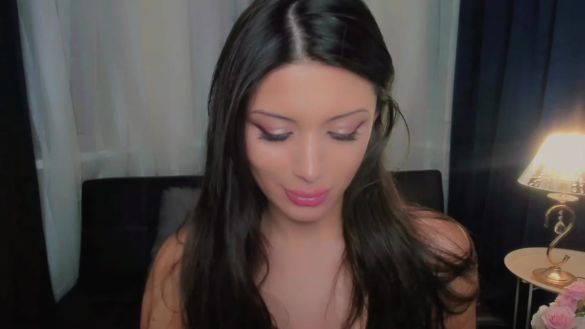 Gallery image thumbnail from Angel_on_Duty's myfreecams stream on, 08/12/2023, 02:06 image 6 of 20