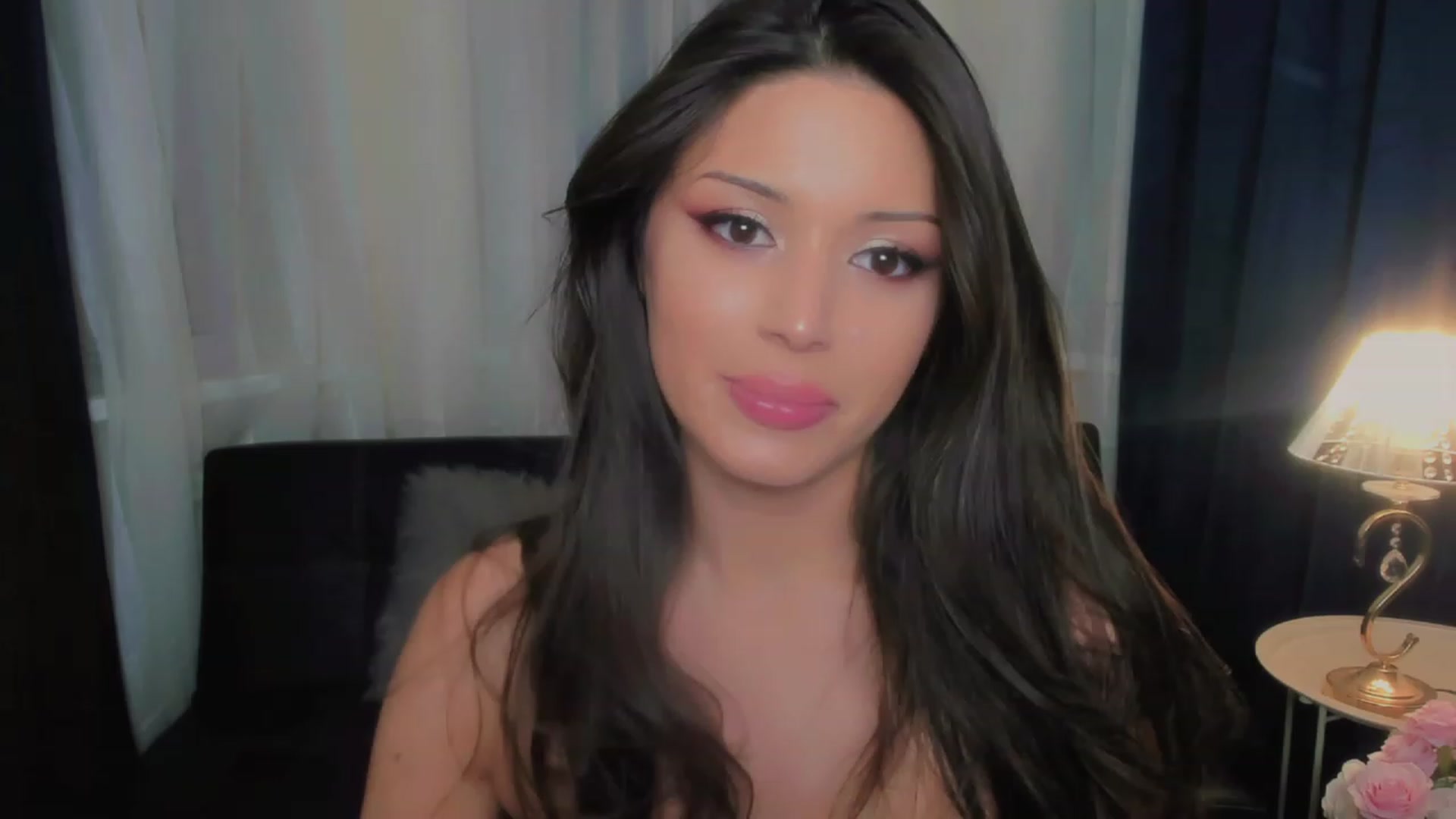 Gallery image thumbnail from Angel_on_Duty's myfreecams stream on, 08/12/2023, 02:06 image 8 of 20