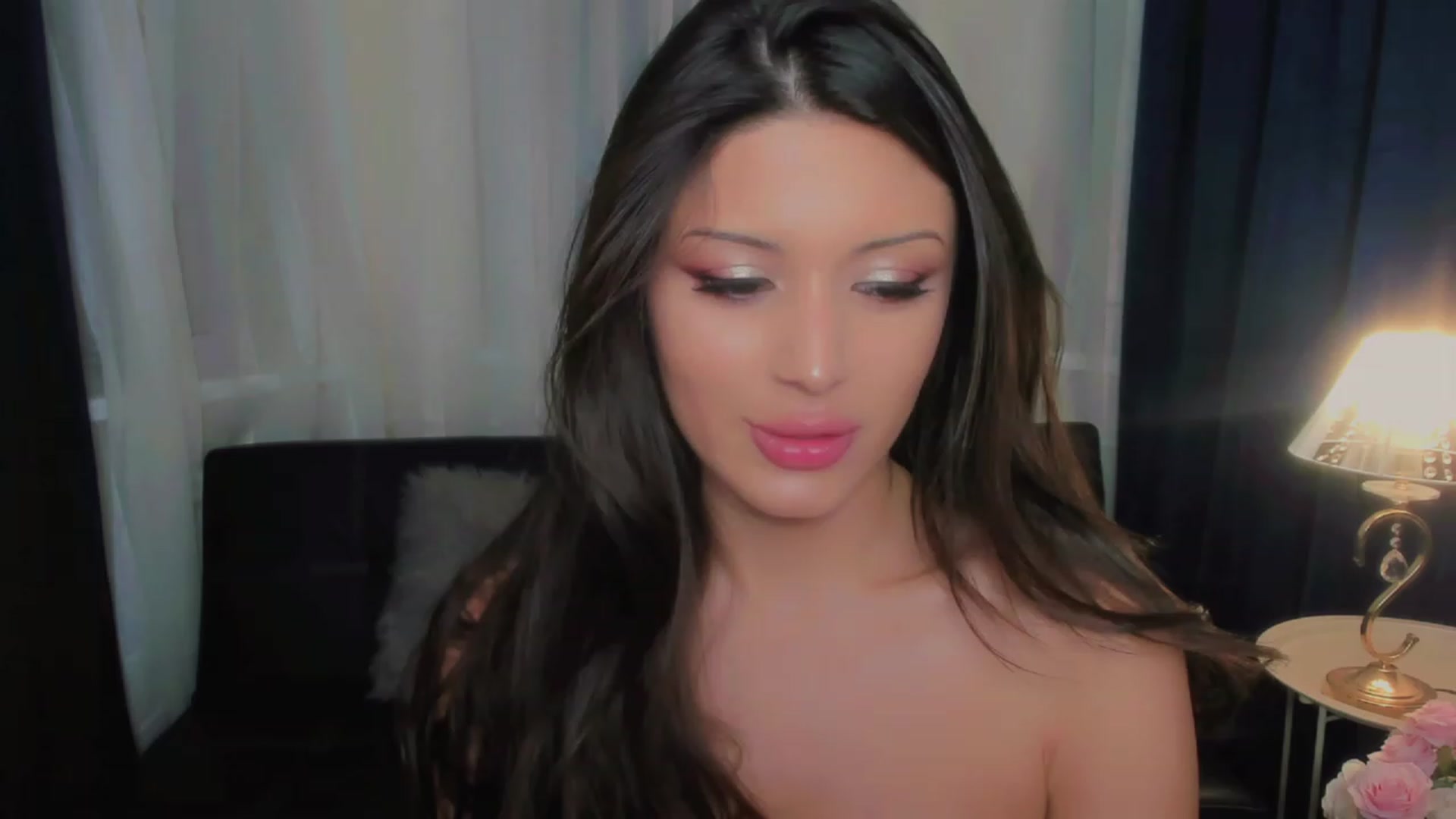 Gallery image thumbnail from Angel_on_Duty's myfreecams stream on, 08/12/2023, 02:06 image 12 of 20