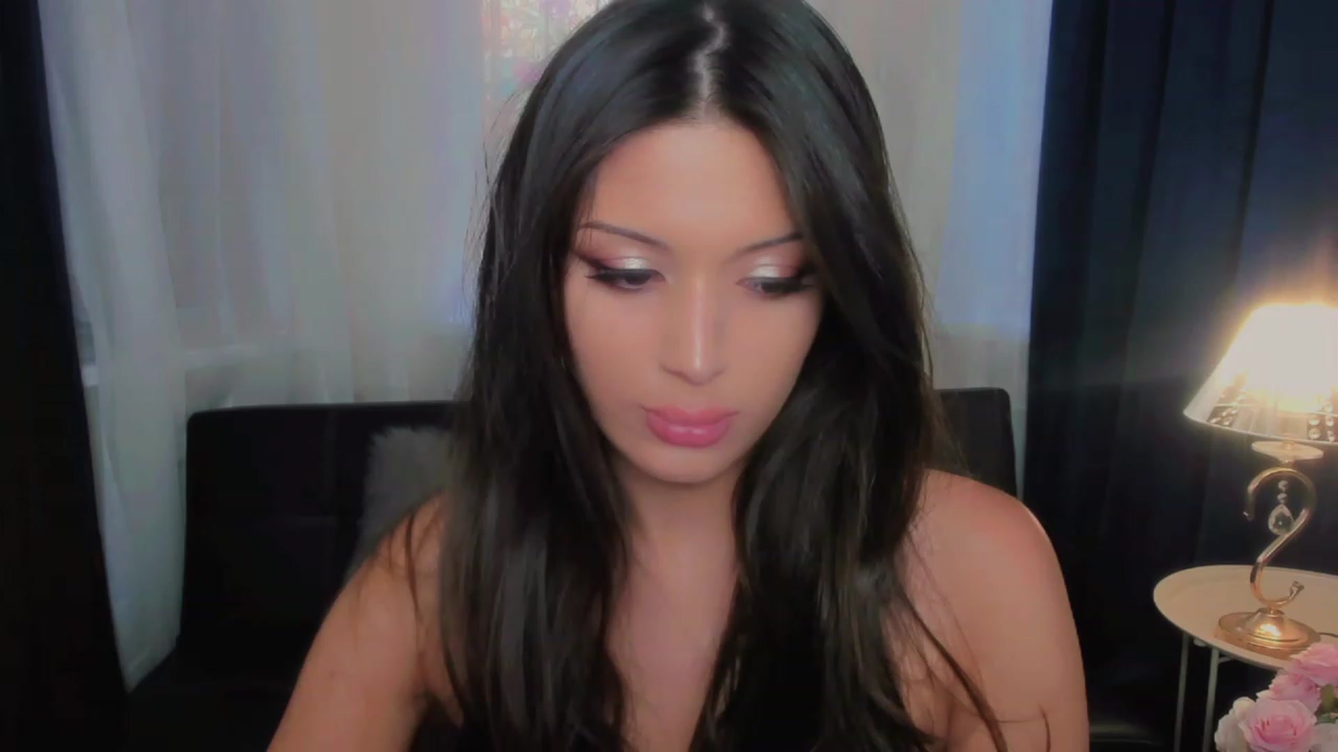 Gallery image thumbnail from Angel_on_Duty's myfreecams stream on, 08/12/2023, 03:32 image 6 of 20