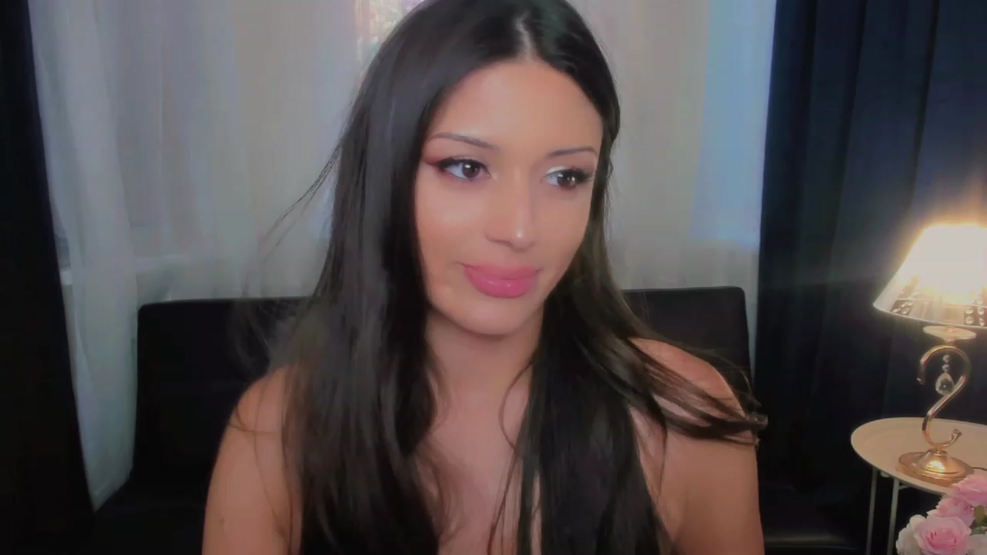 Gallery image thumbnail from Angel_on_Duty's myfreecams stream on, 08/12/2023, 03:32 image 12 of 20