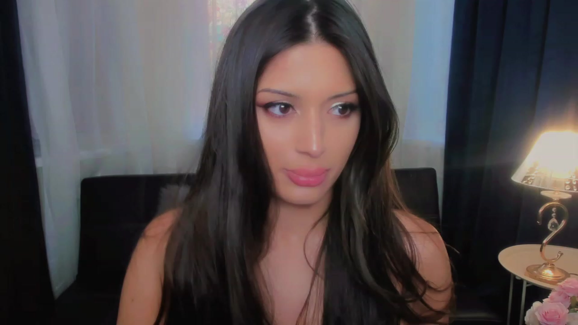 Gallery image thumbnail from Angel_on_Duty's myfreecams stream on, 08/12/2023, 03:32 image 16 of 20