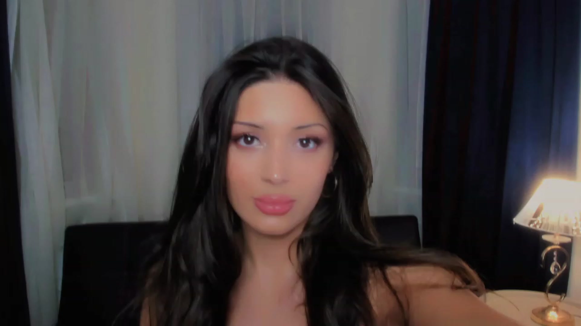Gallery image thumbnail from Angel_on_Duty's myfreecams stream on, 08/12/2023, 23:25 image 15 of 20