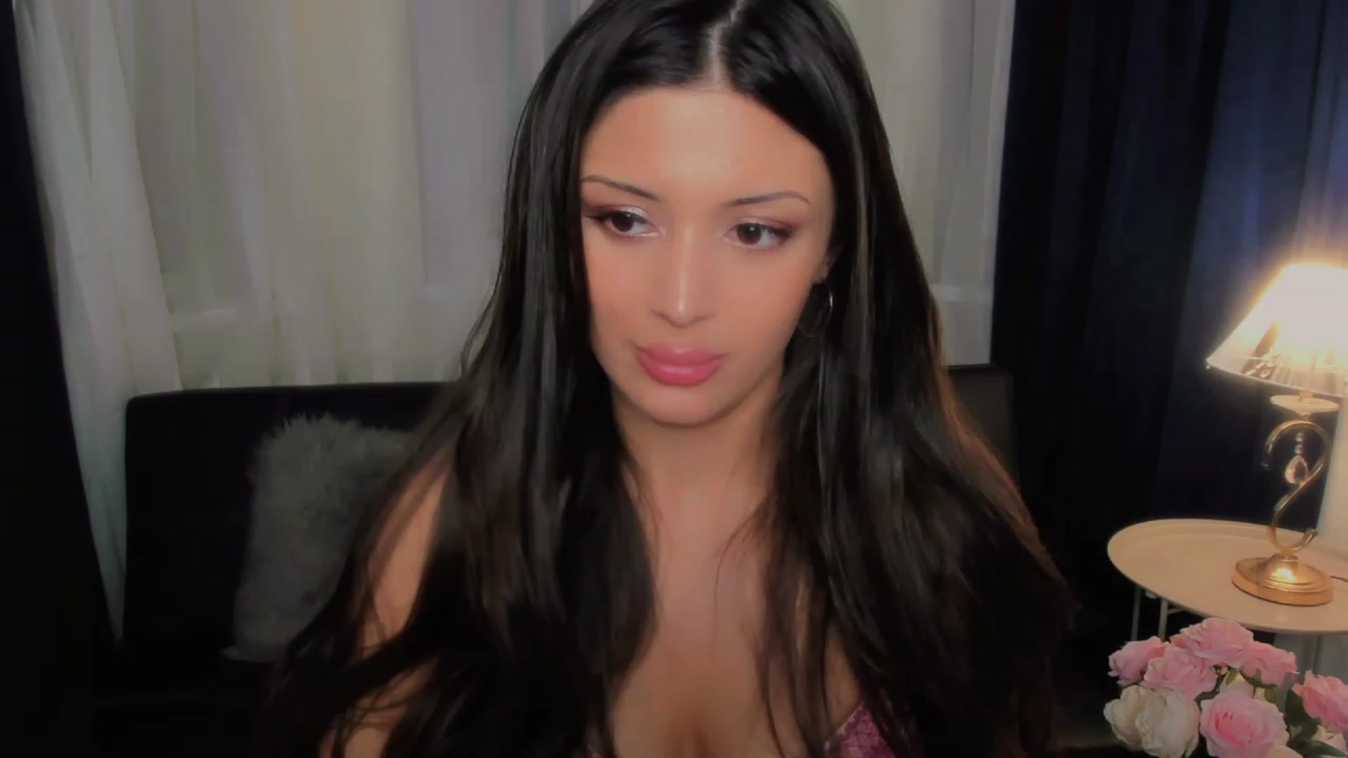 Gallery image thumbnail from Angel_on_Duty's myfreecams stream on, 08/13/2023, 01:54 image 16 of 20