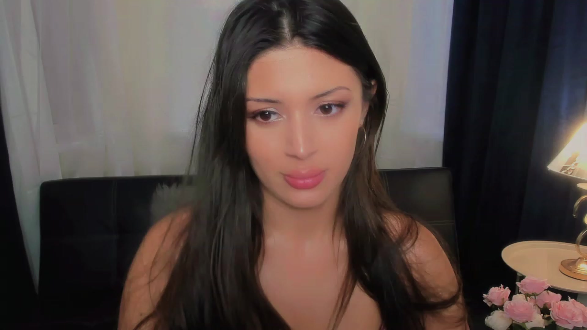 Gallery image thumbnail from Angel_on_Duty's myfreecams stream on, 08/13/2023, 03:48 image 15 of 20