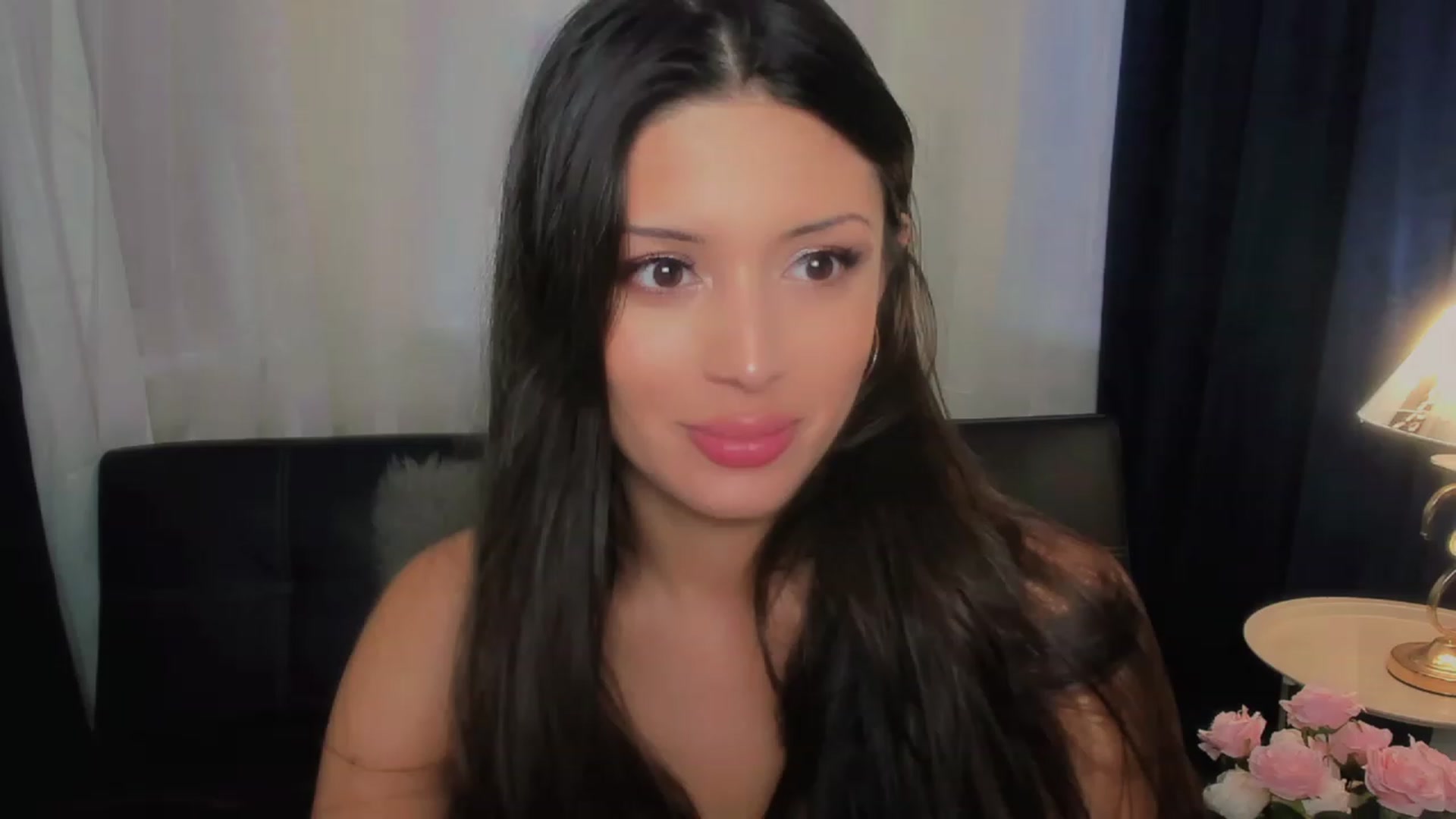 Gallery image thumbnail from Angel_on_Duty's myfreecams stream on, 08/13/2023, 03:48 image 12 of 20