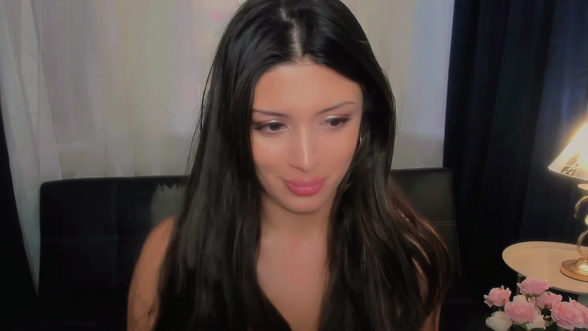 Gallery image thumbnail from Angel_on_Duty's myfreecams stream on, 08/13/2023, 03:48 image 17 of 20