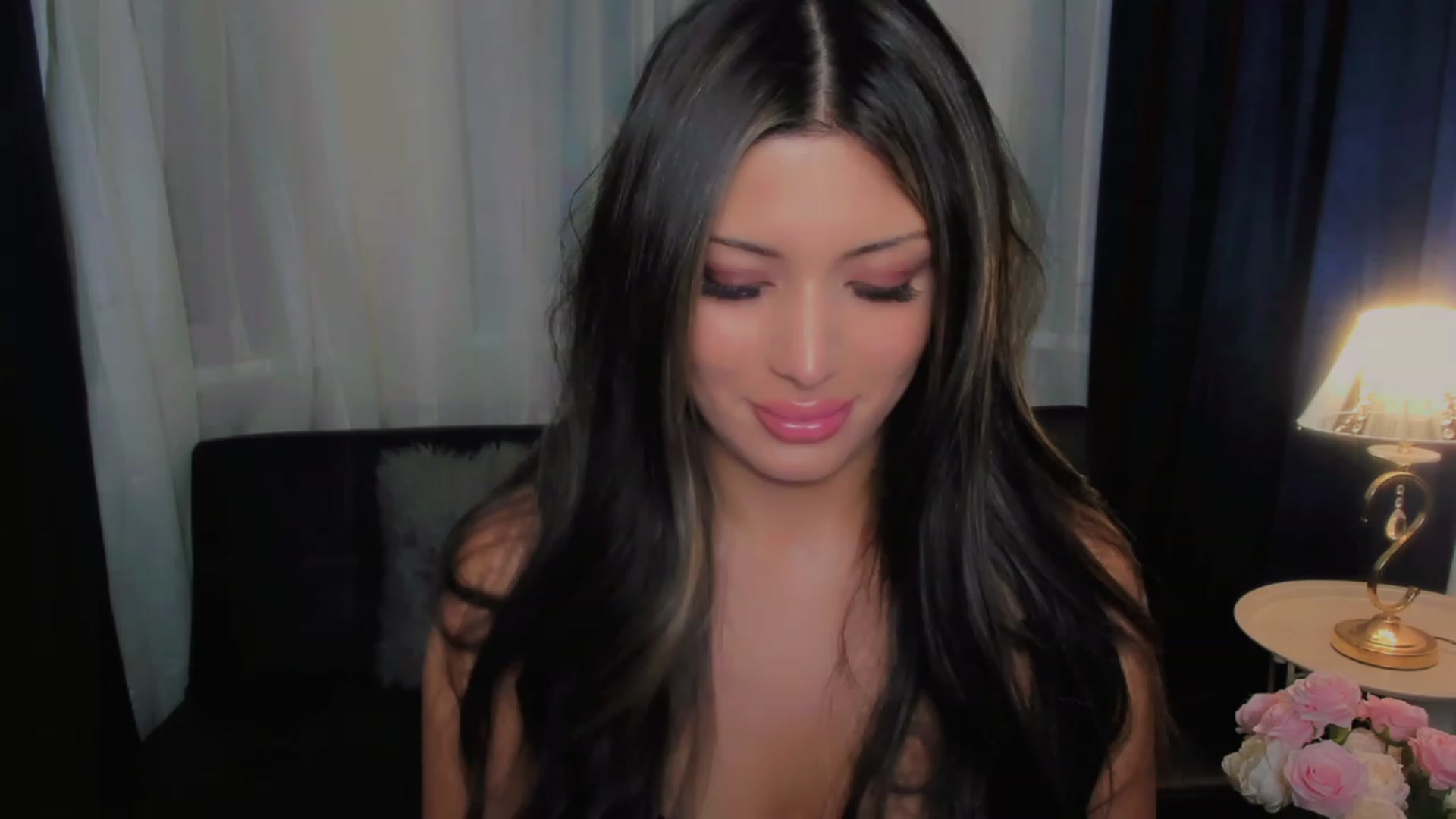 Gallery image thumbnail from Angel_on_Duty's myfreecams stream on, 08/14/2023, 20:29 image 8 of 20