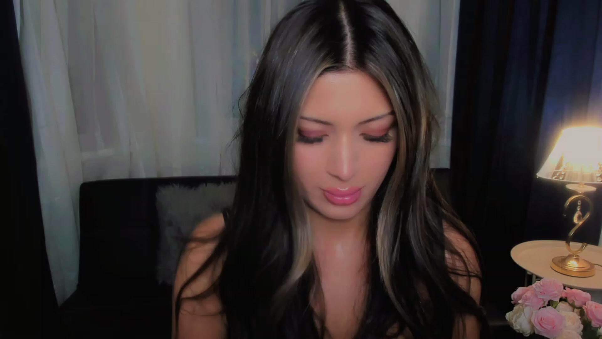 Gallery image thumbnail from Angel_on_Duty's myfreecams stream on, 08/14/2023, 20:29 image 5 of 20