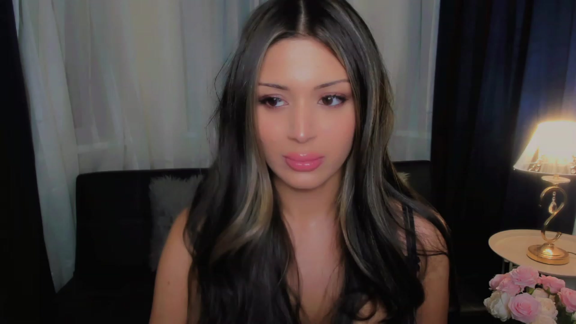Gallery image thumbnail from Angel_on_Duty's myfreecams stream on, 08/14/2023, 20:29 image 6 of 20