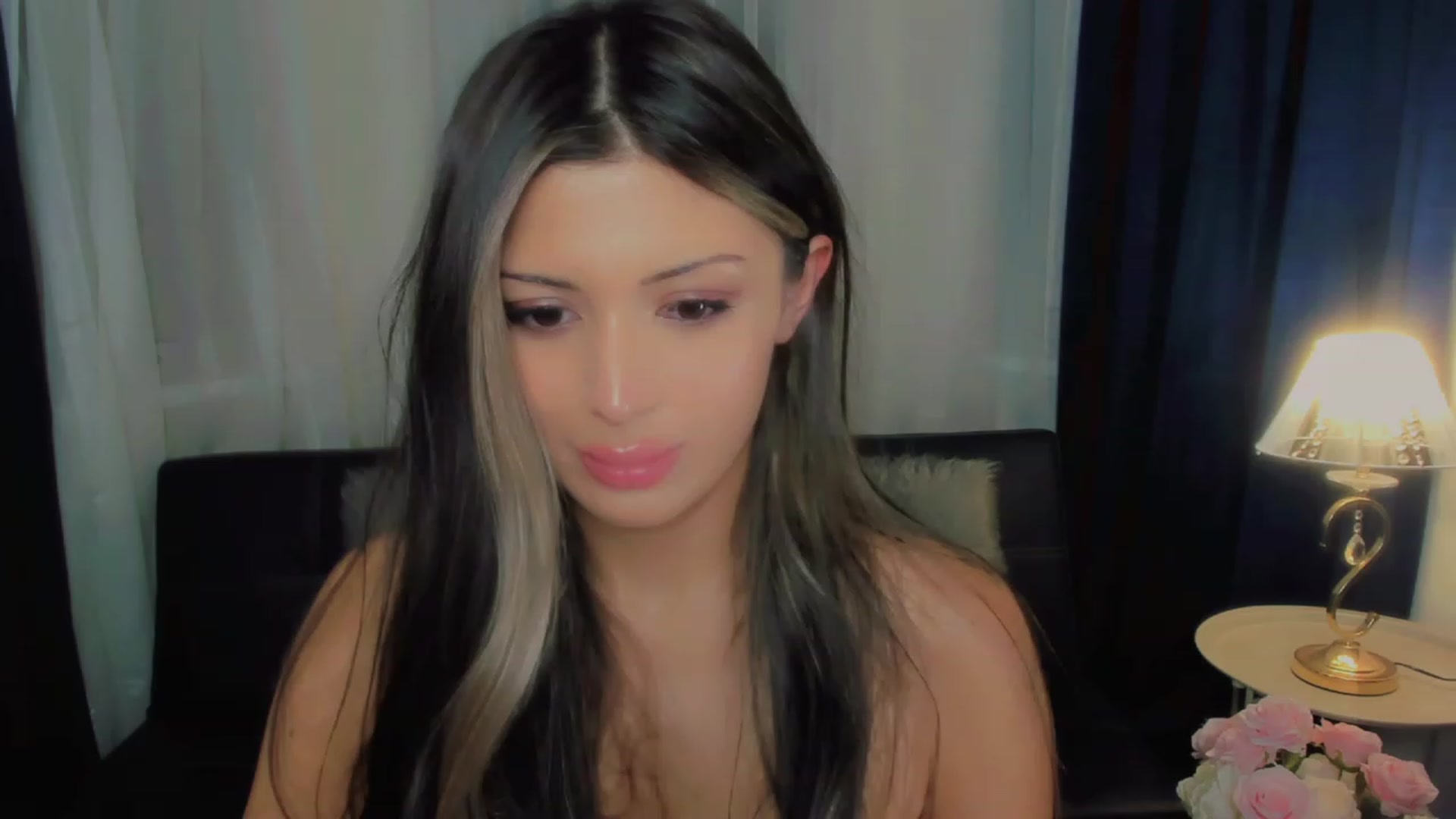 Gallery image thumbnail from Angel_on_Duty's myfreecams stream on, 08/14/2023, 21:56 image 18 of 20