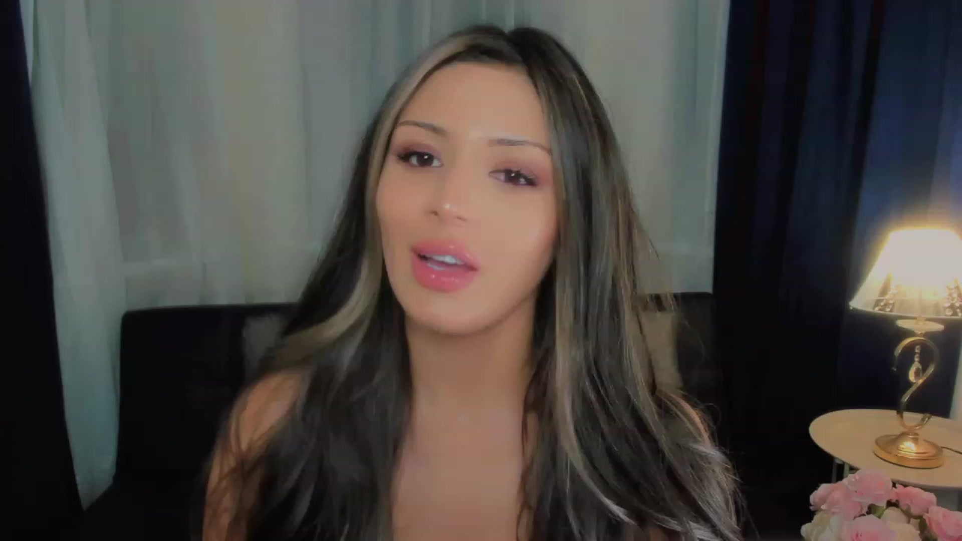 Gallery image thumbnail from Angel_on_Duty's myfreecams stream on, 08/14/2023, 21:56 image 1 of 20