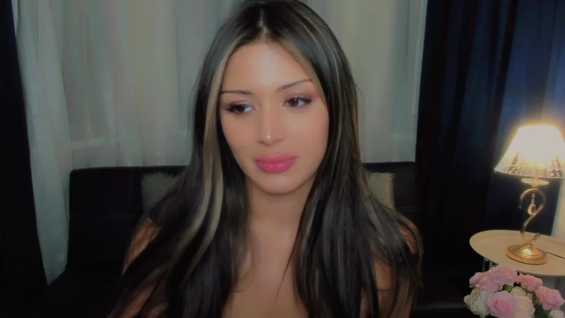Gallery image thumbnail from Angel_on_Duty's myfreecams stream on, 08/14/2023, 23:55 image 11 of 20