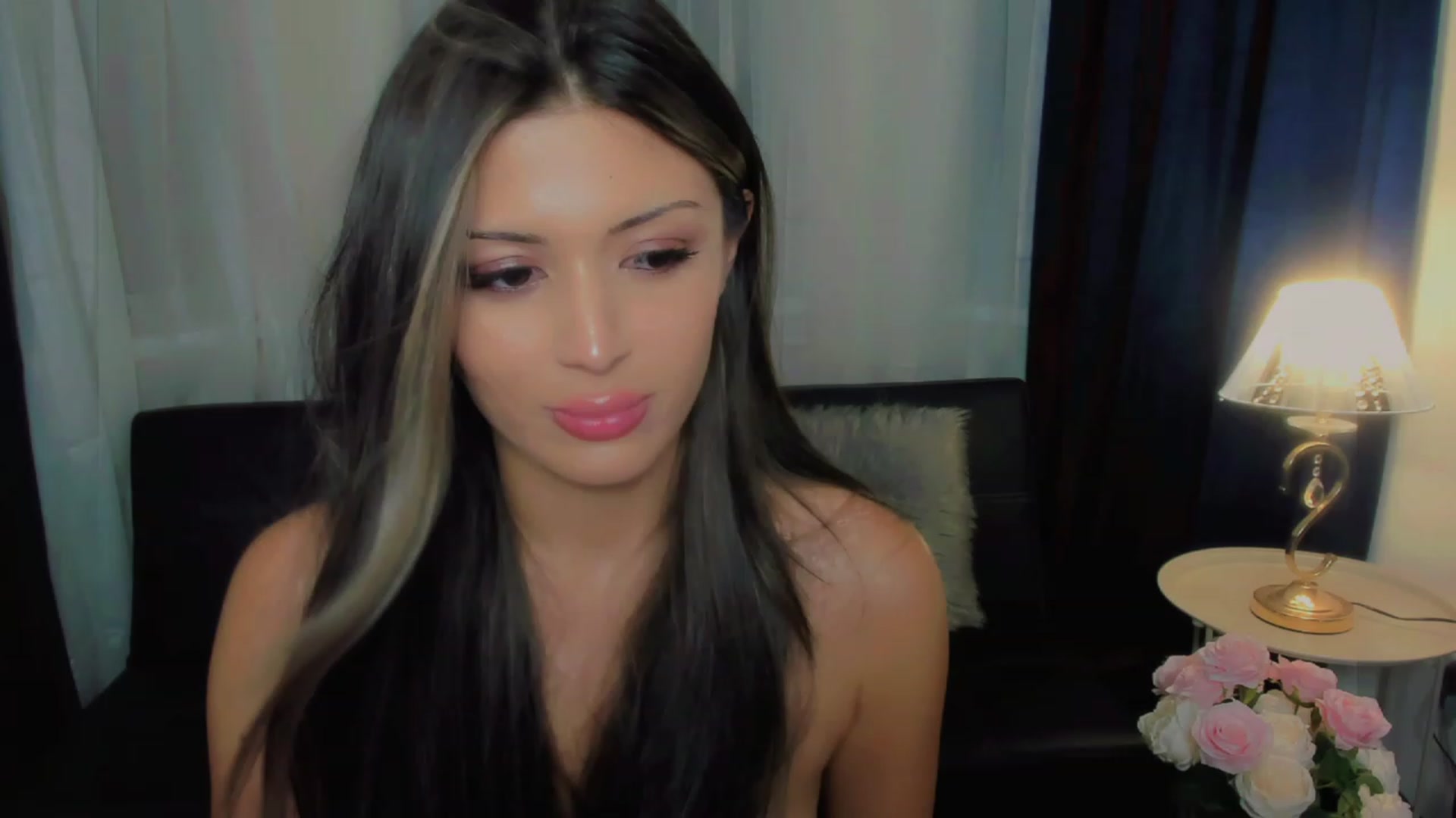 Gallery image thumbnail from Angel_on_Duty's myfreecams stream on, 08/15/2023, 03:32 image 1 of 20