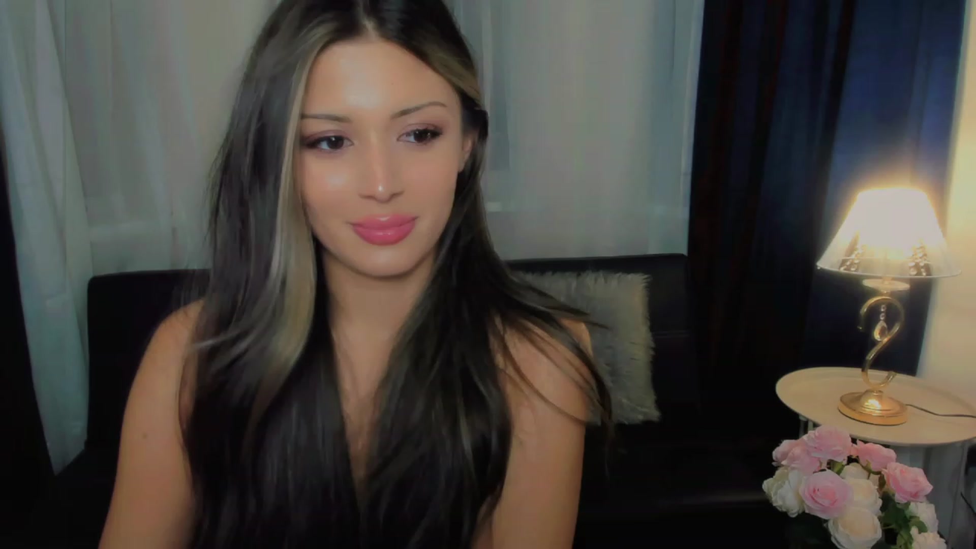 Gallery image thumbnail from Angel_on_Duty's myfreecams stream on, 08/15/2023, 03:32 image 4 of 20
