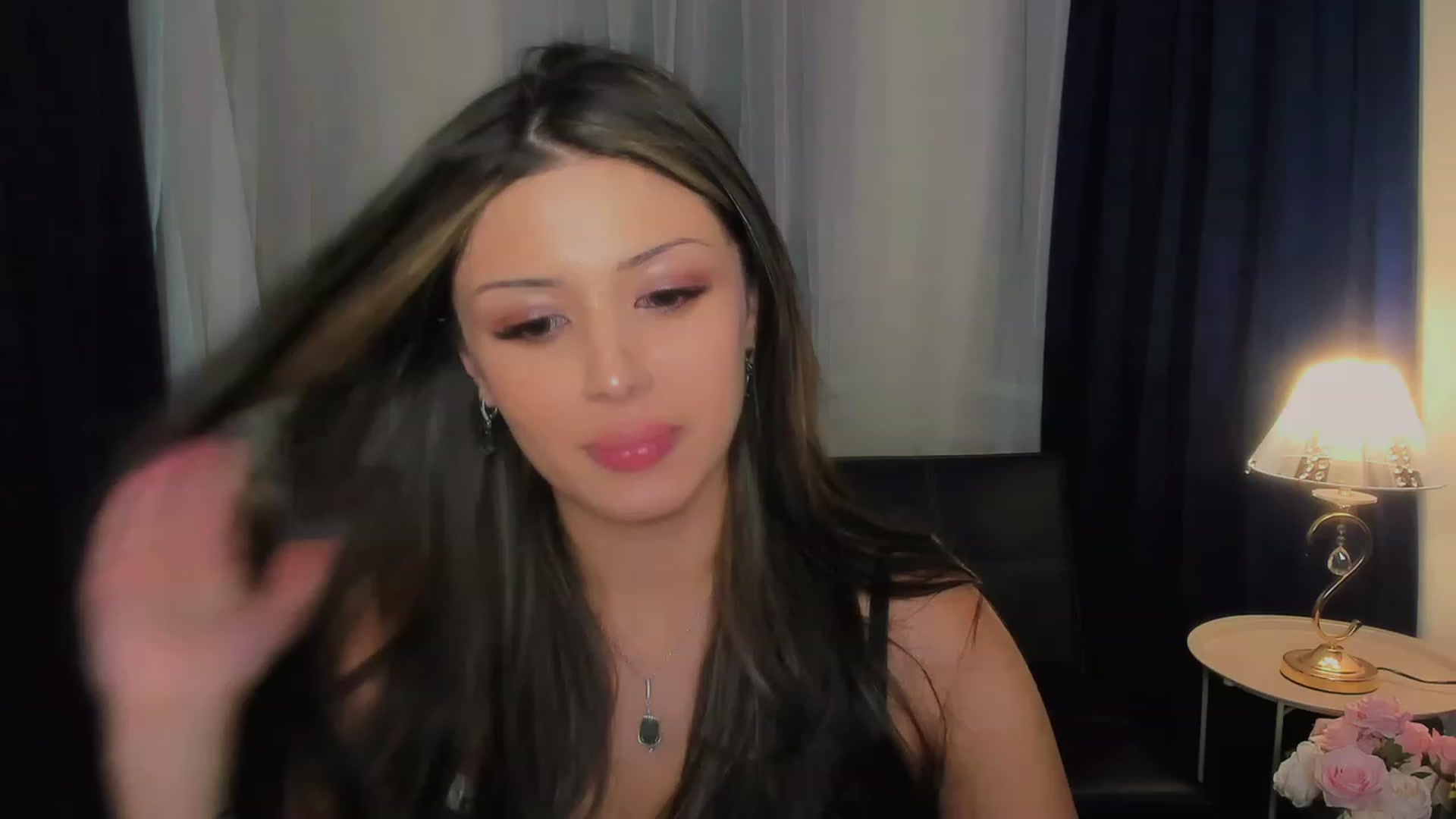 Gallery image thumbnail from Angel_on_Duty's myfreecams stream on, 08/18/2023, 24:03 image 10 of 20