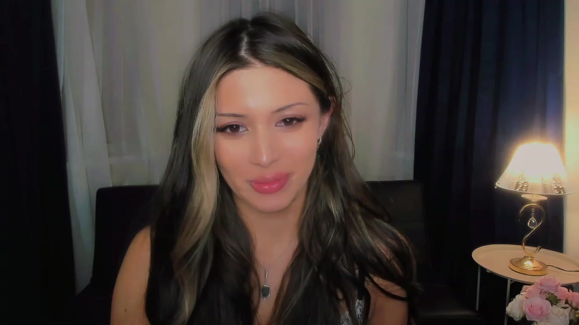 Gallery image thumbnail from Angel_on_Duty's myfreecams stream on, 08/18/2023, 24:03 image 15 of 20