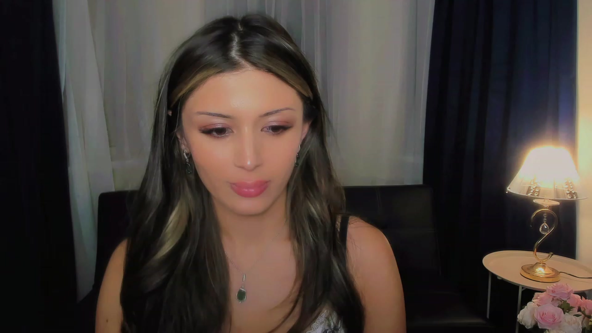 Gallery image thumbnail from Angel_on_Duty's myfreecams stream on, 08/18/2023, 01:51 image 4 of 20
