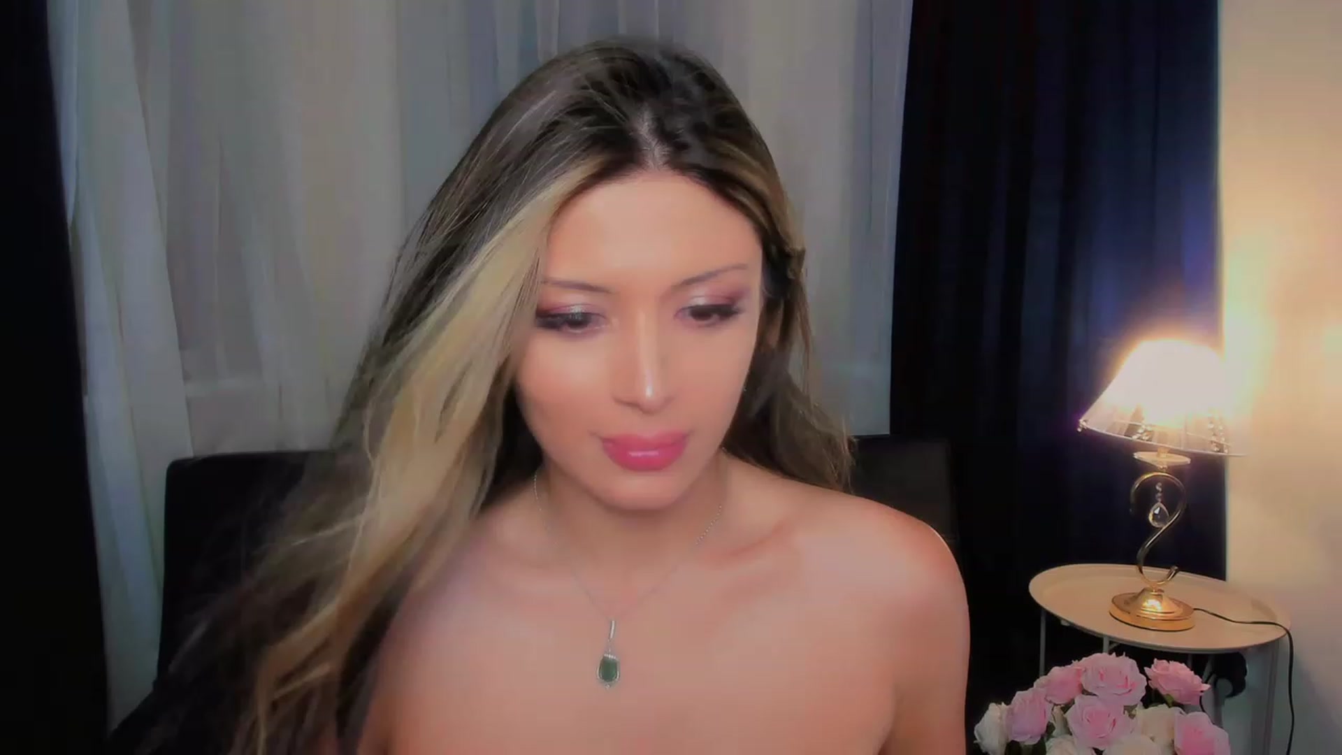 Gallery image thumbnail from Angel_on_Duty's myfreecams stream on, 08/18/2023, 23:45 image 3 of 20