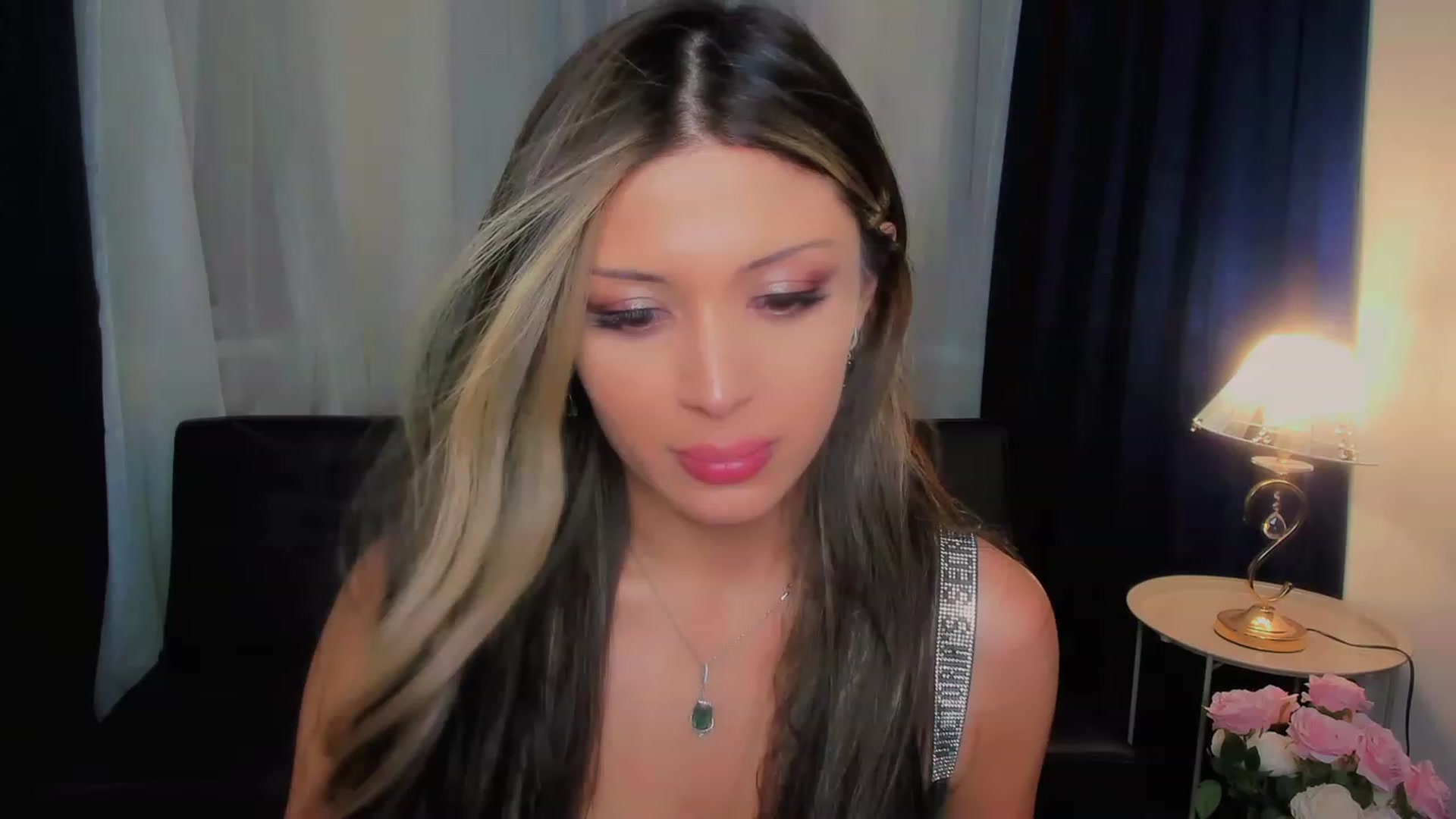 Gallery image thumbnail from Angel_on_Duty's myfreecams stream on, 08/19/2023, 24:48 image 2 of 20