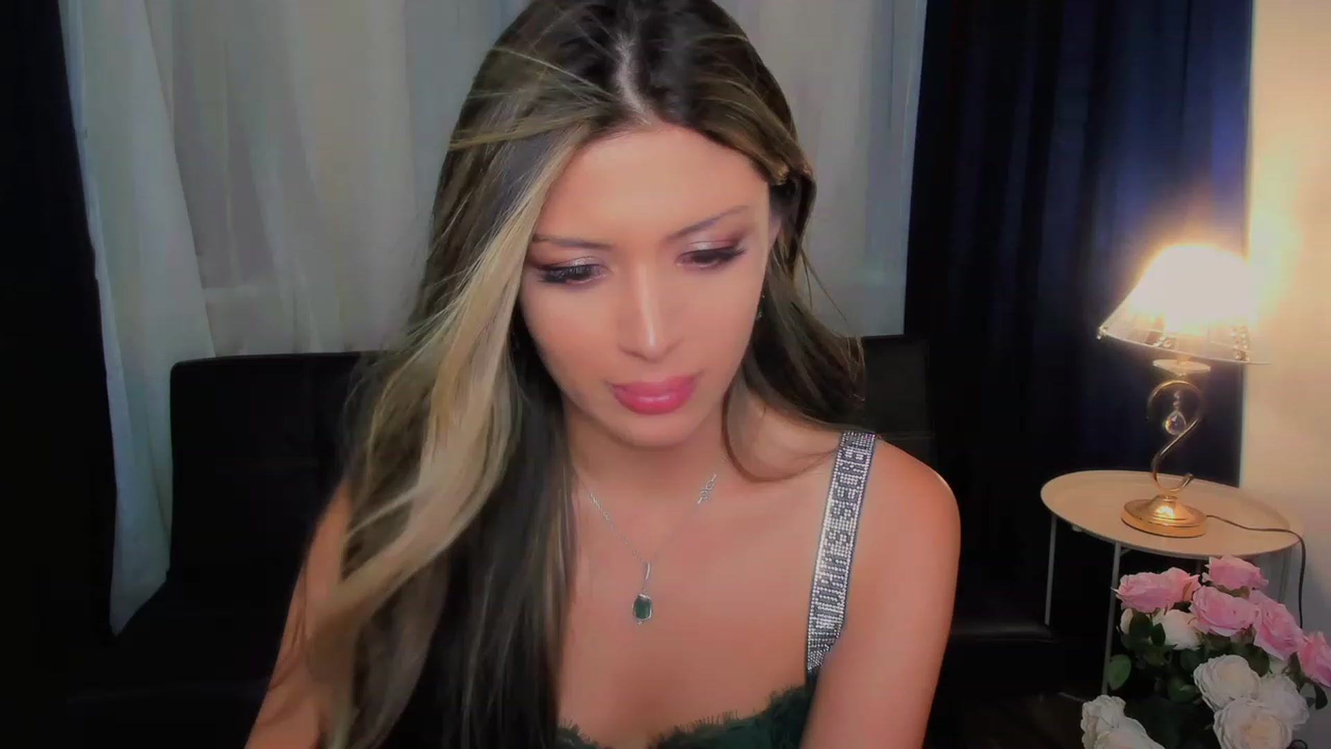 Gallery image thumbnail from Angel_on_Duty's myfreecams stream on, 08/19/2023, 24:48 image 18 of 20