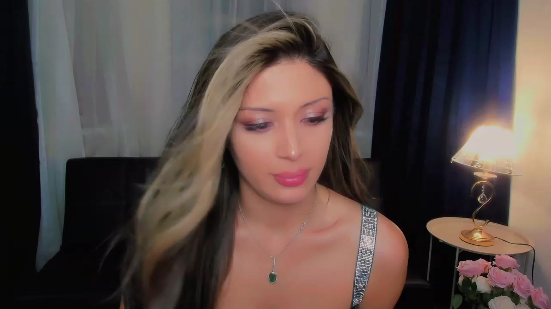Gallery image thumbnail from Angel_on_Duty's myfreecams stream on, 08/19/2023, 24:48 image 11 of 20