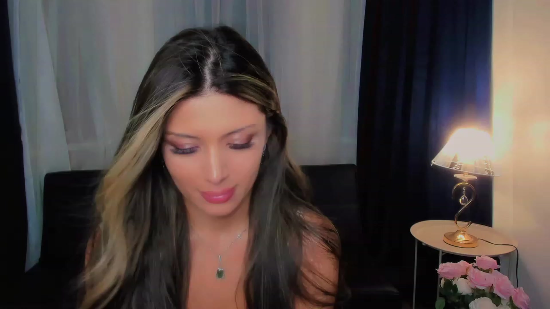 Gallery image thumbnail from Angel_on_Duty's myfreecams stream on, 08/19/2023, 03:16 image 1 of 20