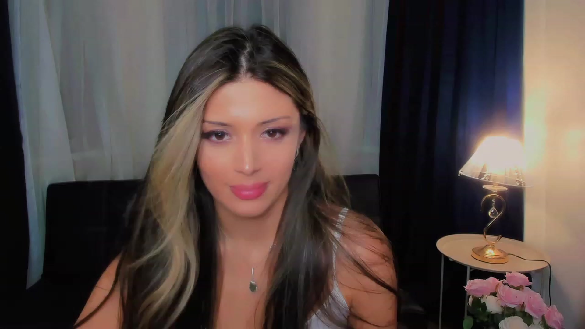 Gallery image thumbnail from Angel_on_Duty's myfreecams stream on, 08/19/2023, 03:16 image 2 of 20