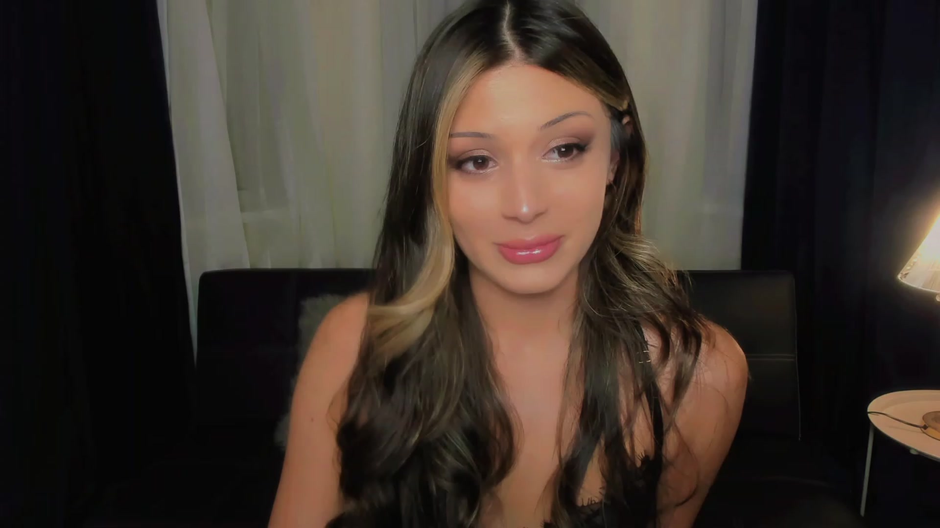 Gallery image thumbnail from Angel_on_Duty's myfreecams stream on, 08/25/2023, 20:16 image 13 of 20