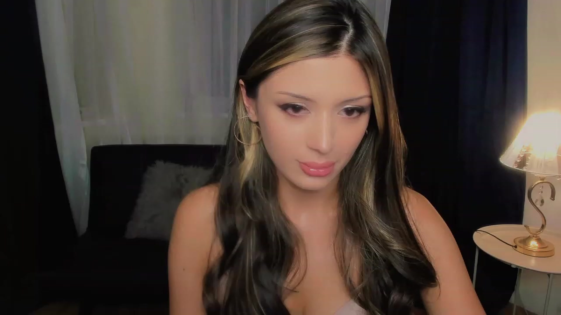 Gallery image thumbnail from Angel_on_Duty's myfreecams stream on, 08/26/2023, 20:40 image 8 of 20